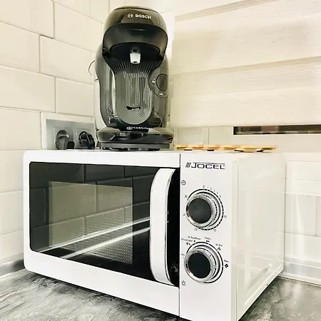Apartment Comodo, Moderno Y Bien Situado P3 *